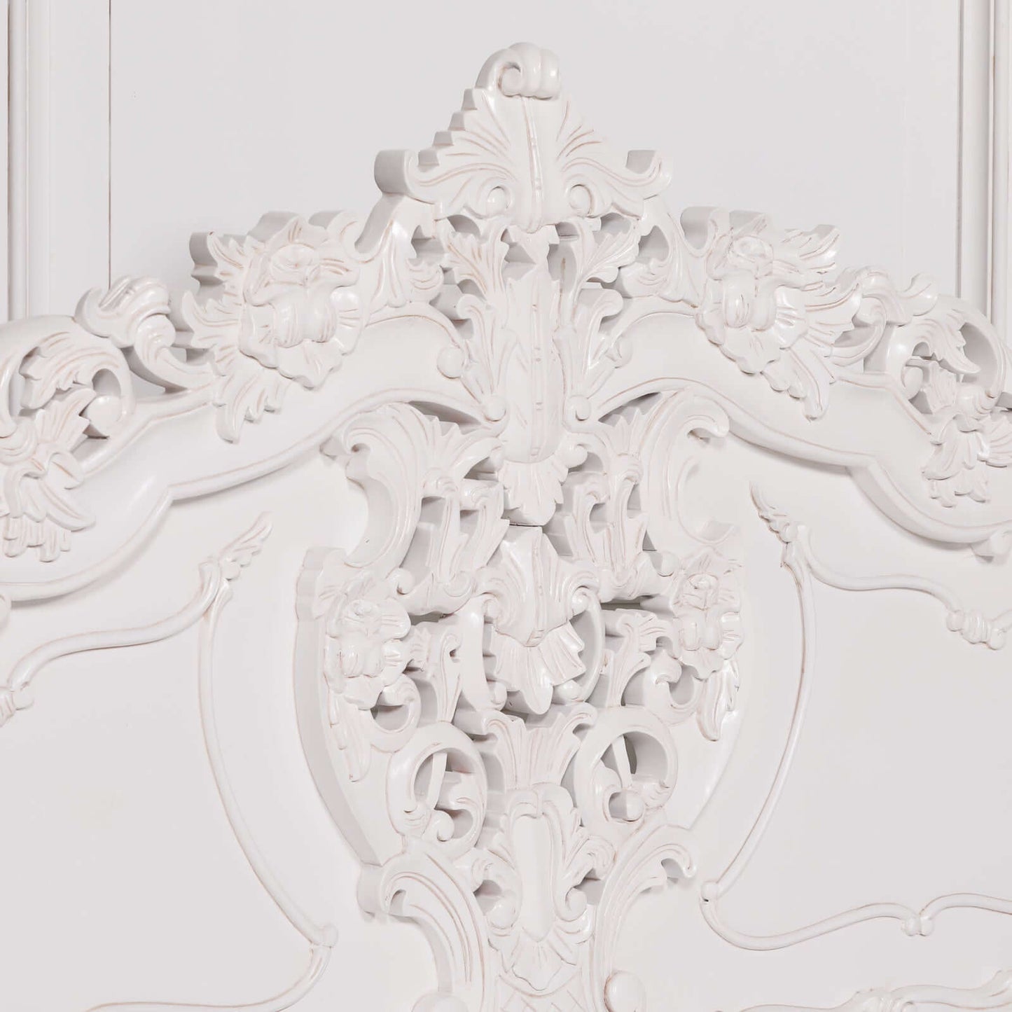 Rococo 5ft King Size Carved Bed