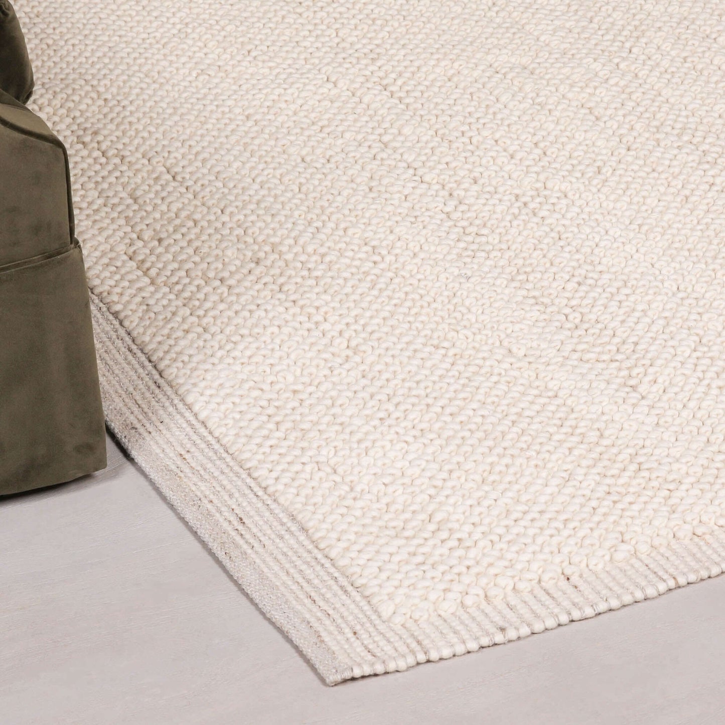 Ivory Pebble Wool Border Rug 260x180cm