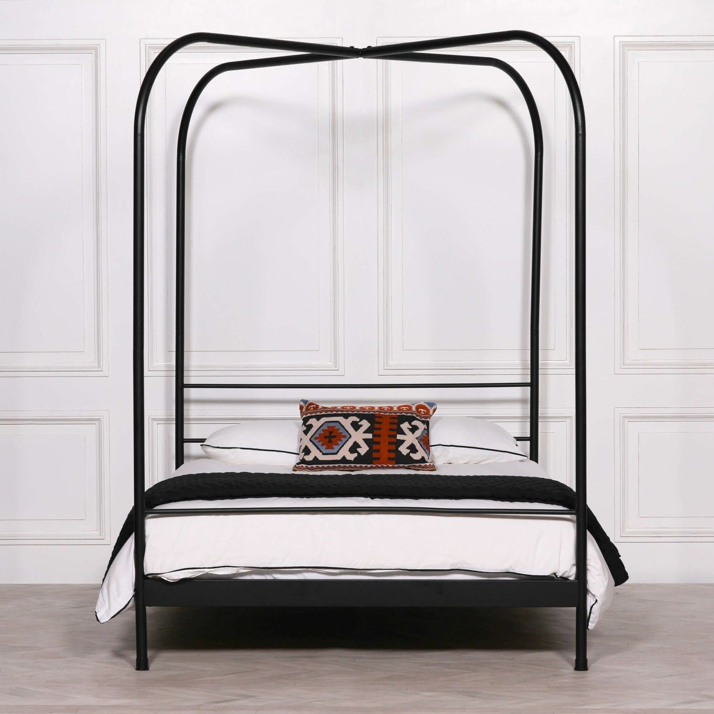 Metropolitan Black 5ft King Size Poster Bed