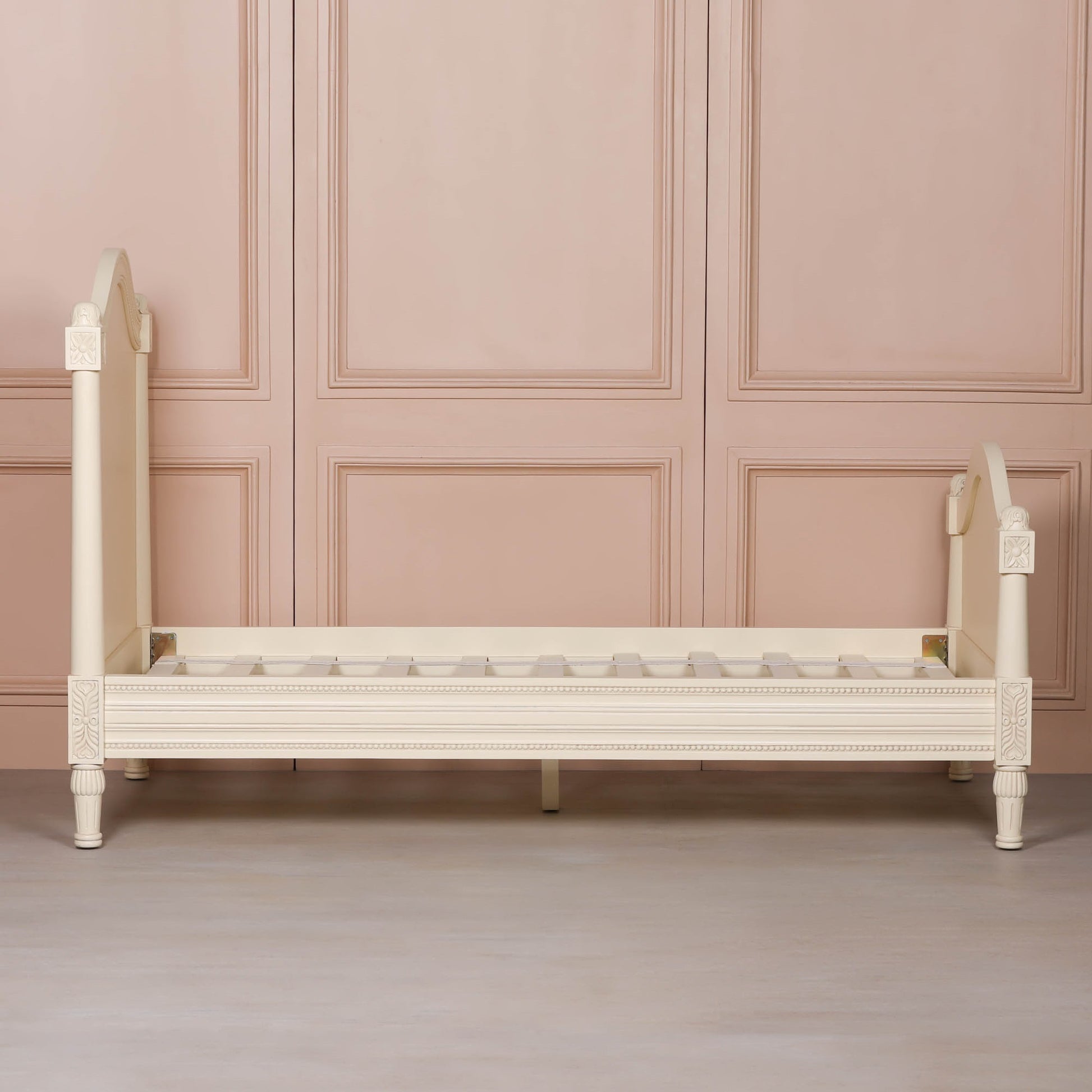 Aged Ivory Single 3ft Bed