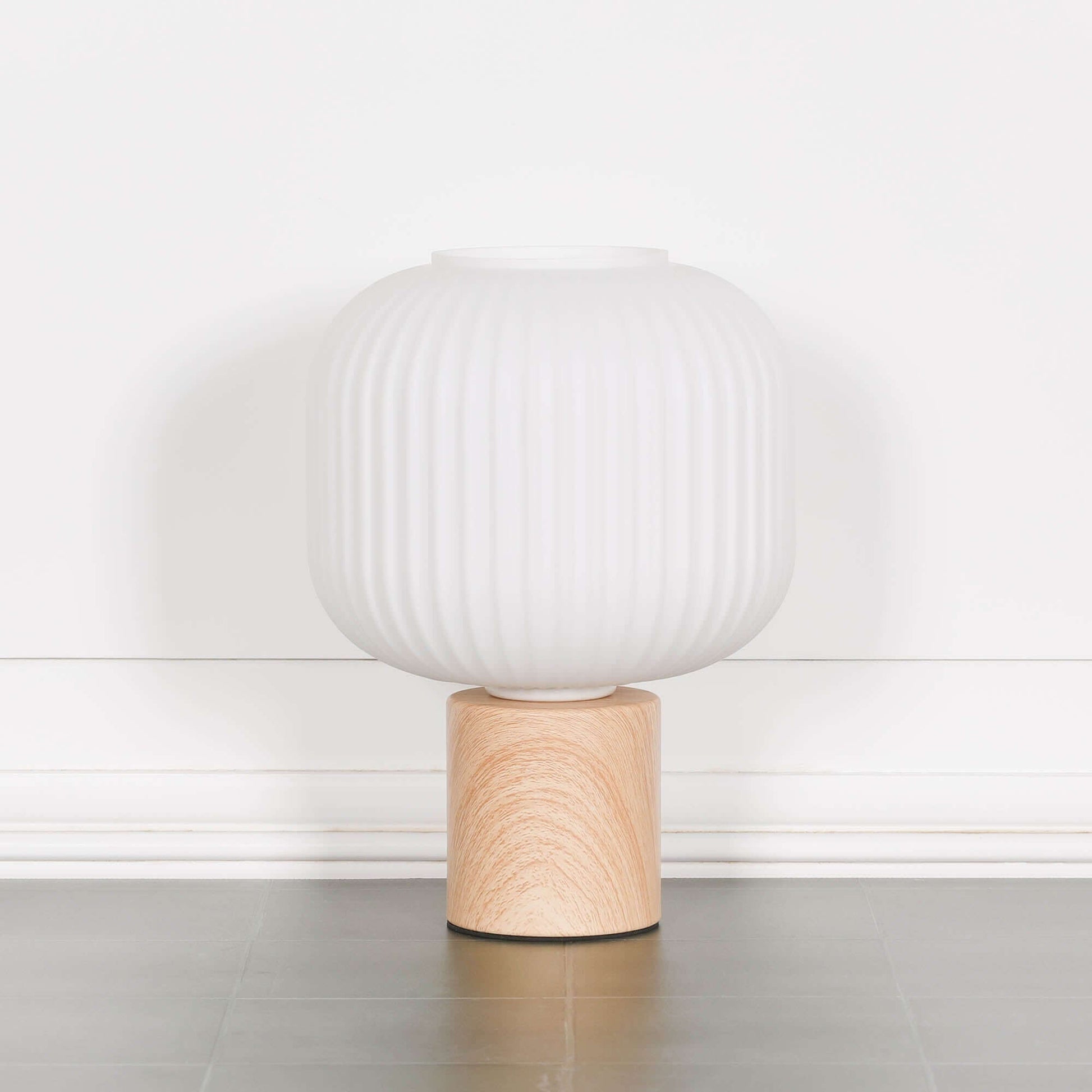 Ribbed Glass Shade Table Lamp With Wooden Style Base