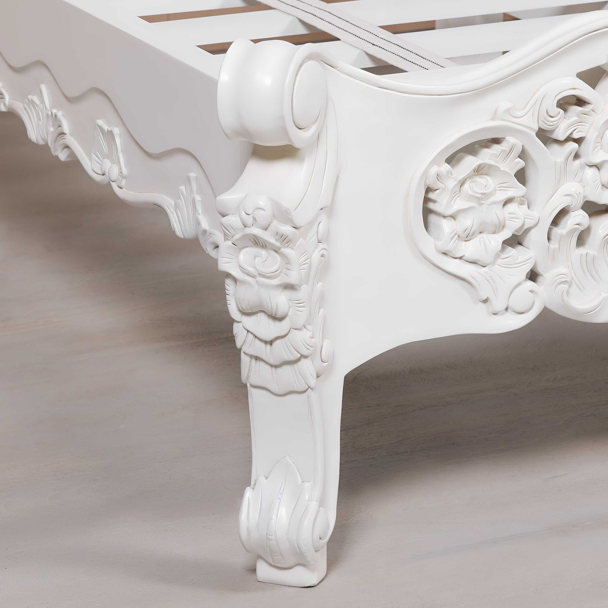 Rococo 4ft6 Double Size Carved Bed