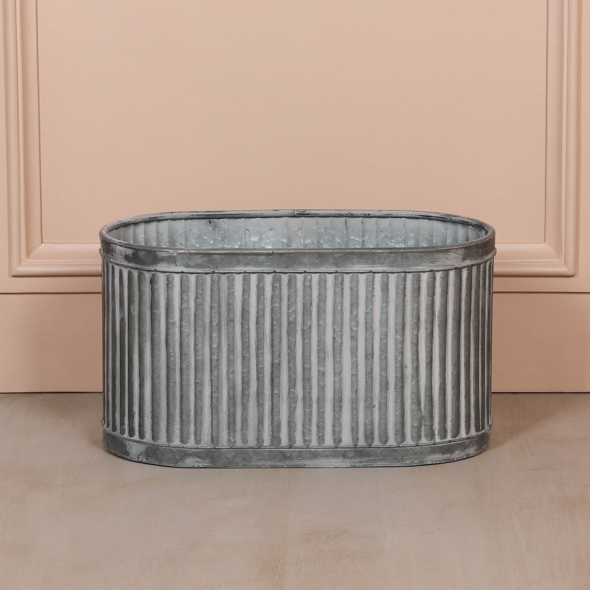 Ribbed Metal Planter - Medium