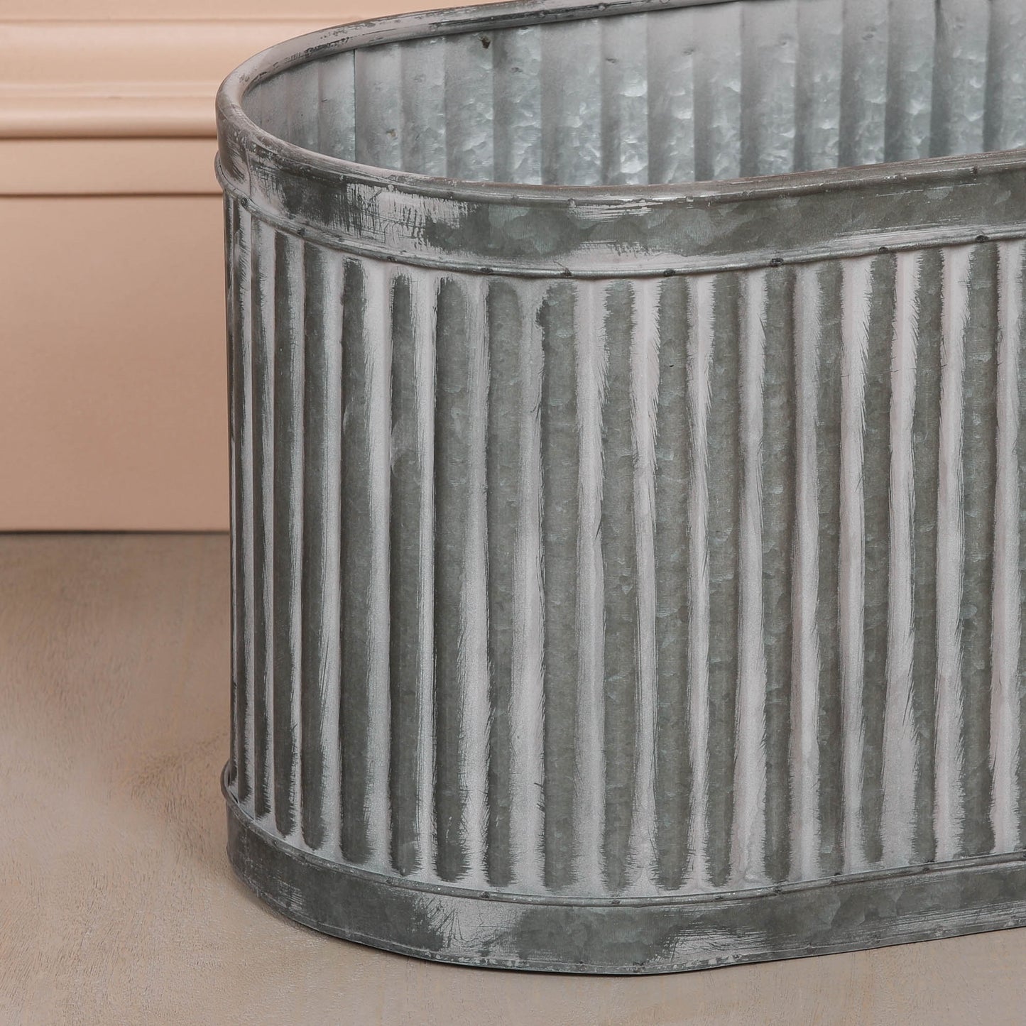 Ribbed Metal Planter - Medium