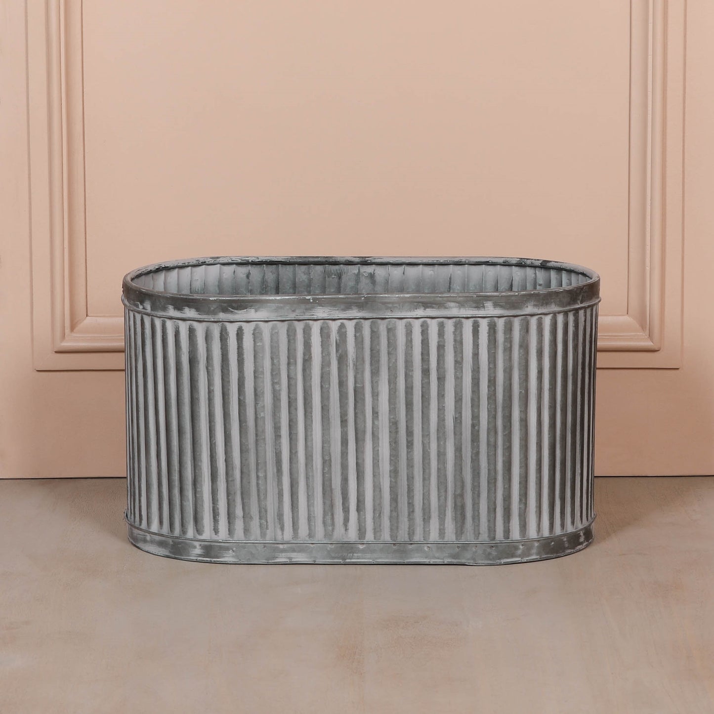 Ribbed Metal Planter - Large