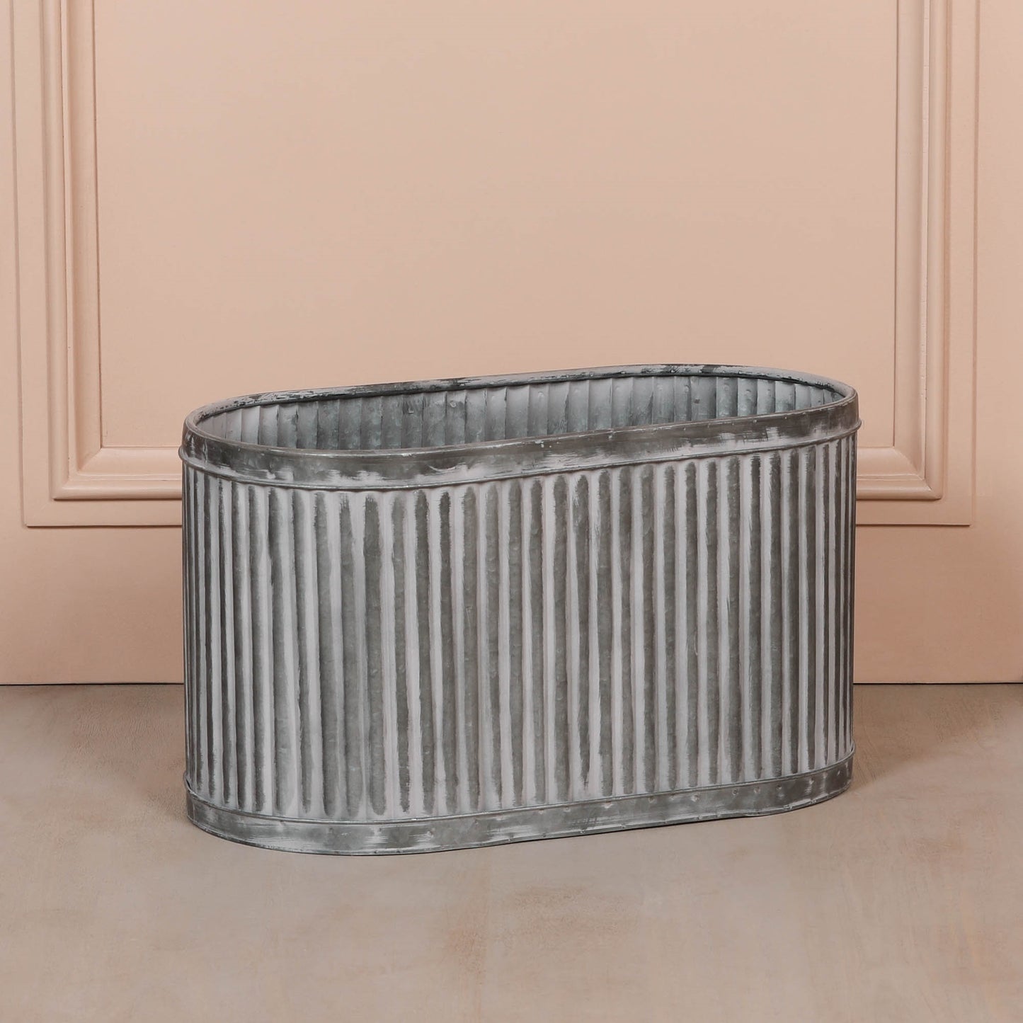 Ribbed Metal Planter - Large