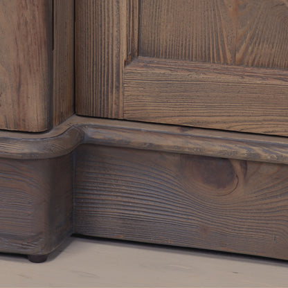 Rustic Pine Breakfront Sideboard – Arched Doors & Shelved Storage
